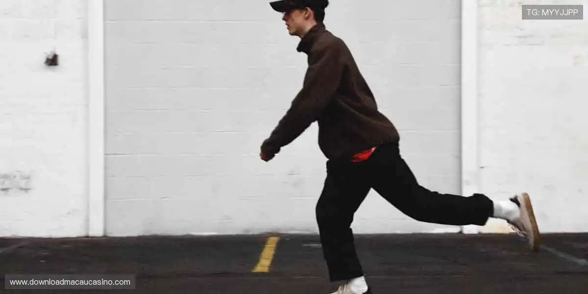 次世代扑克游戏专区:海量房间自由切换,社交互动不再孤单